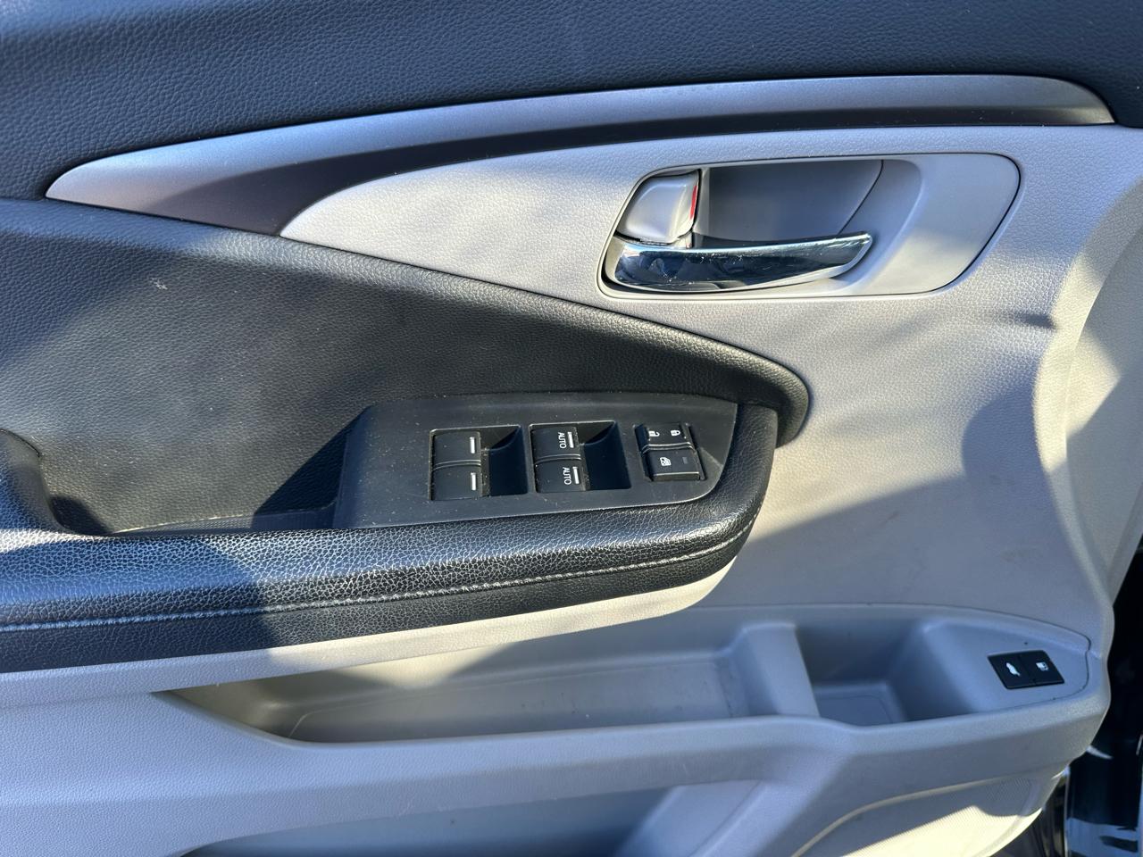 Honda Pilot AWD 4dr EX-L w/Honda Sensing 2016