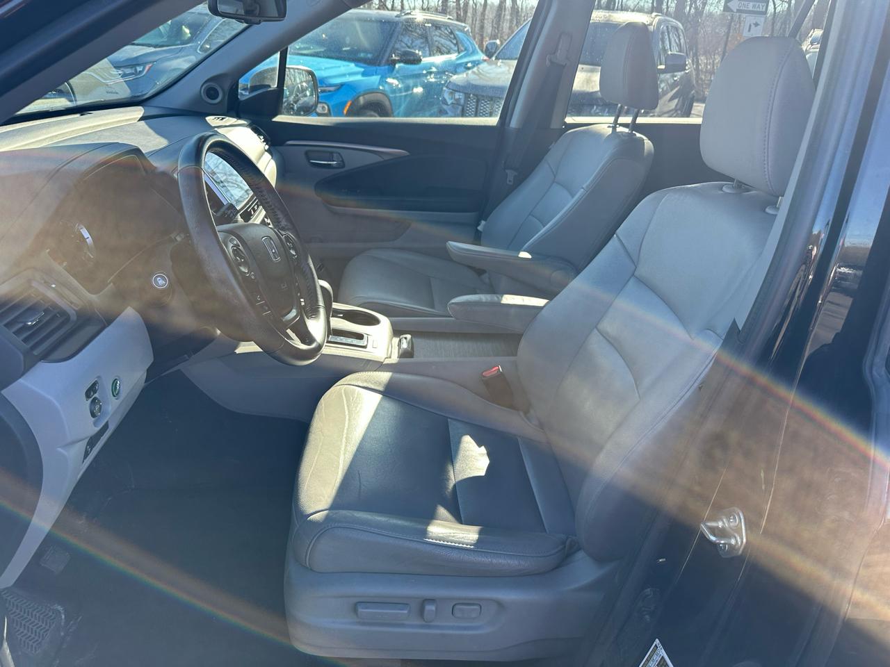 Honda Pilot AWD 4dr EX-L w/Honda Sensing 2016