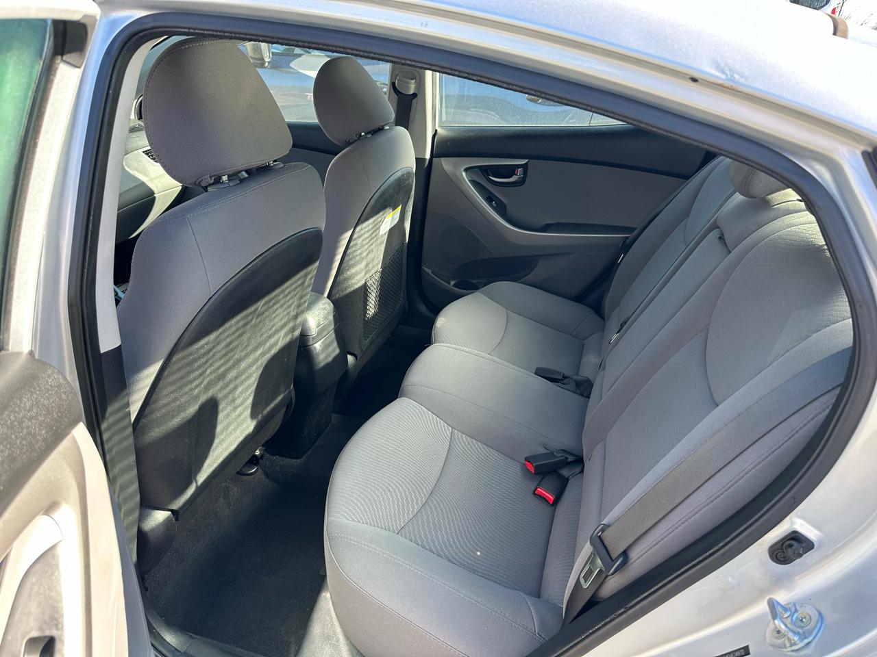 Hyundai Elantra 4dr Sdn Auto SE (Alabama Plant) 2015