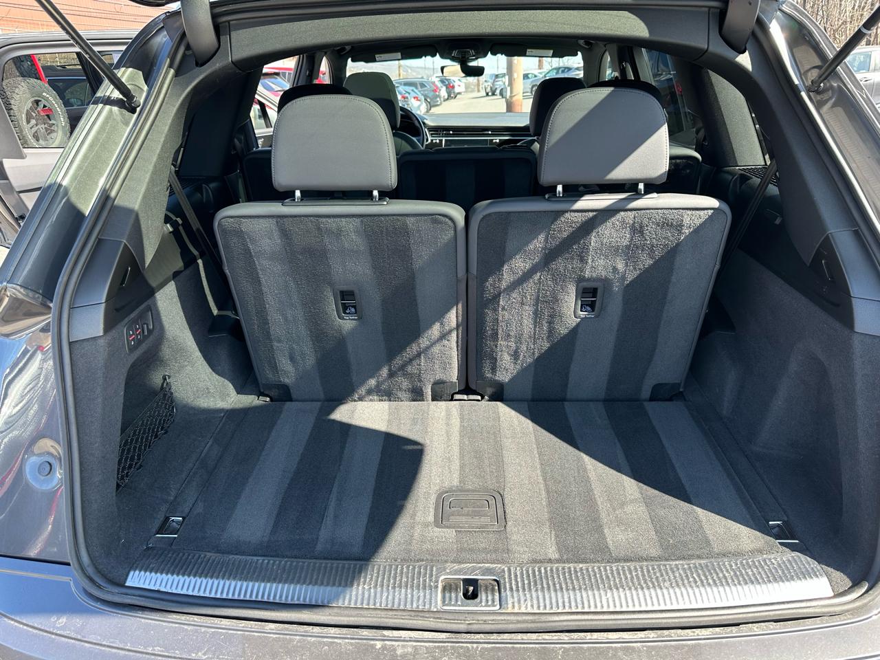 Audi Q7 Premium Plus 45 TFSI quattro 2021