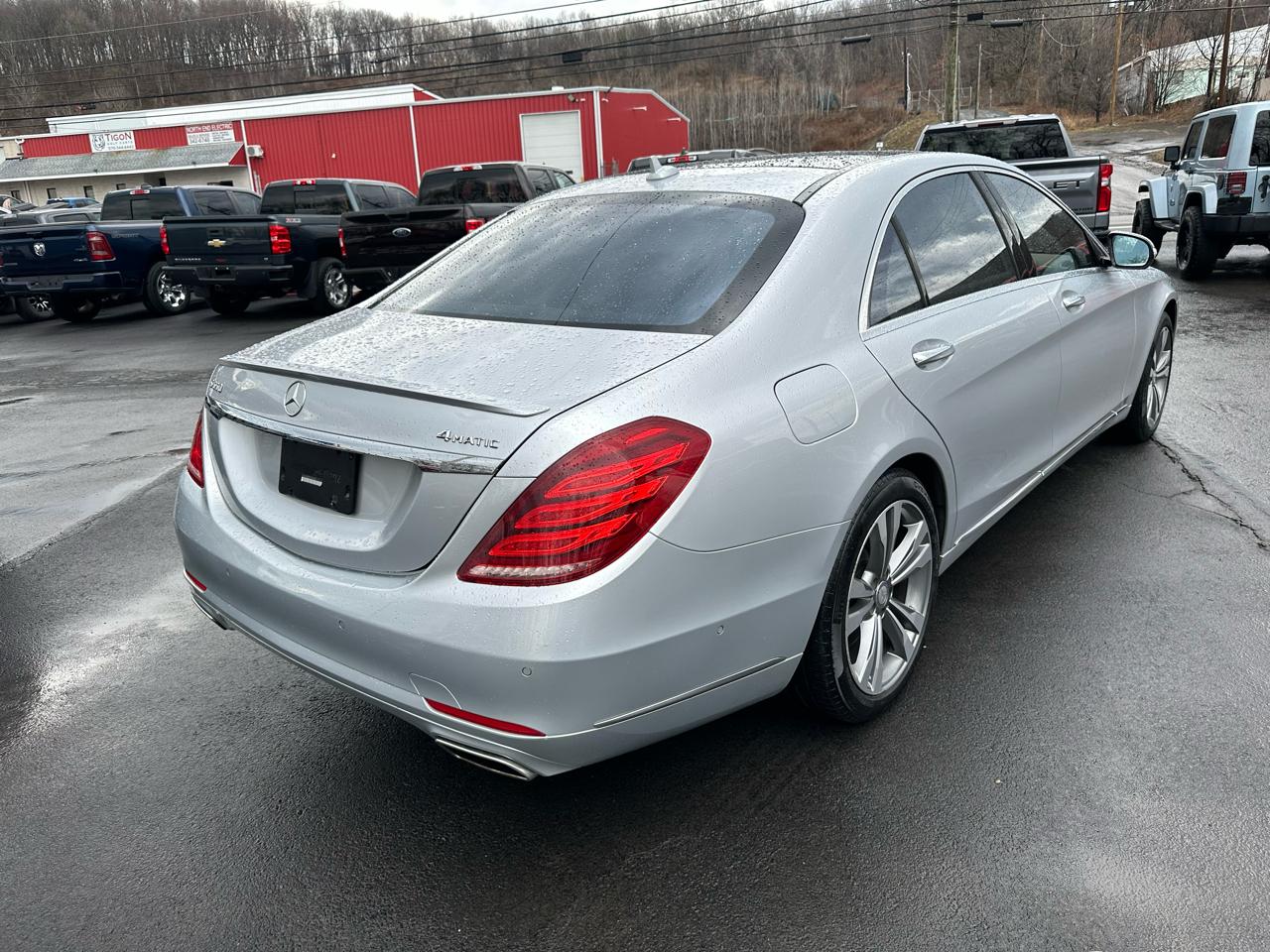 Mercedes-Benz S-Class 4dr Sdn S 550 4MATIC 2015
