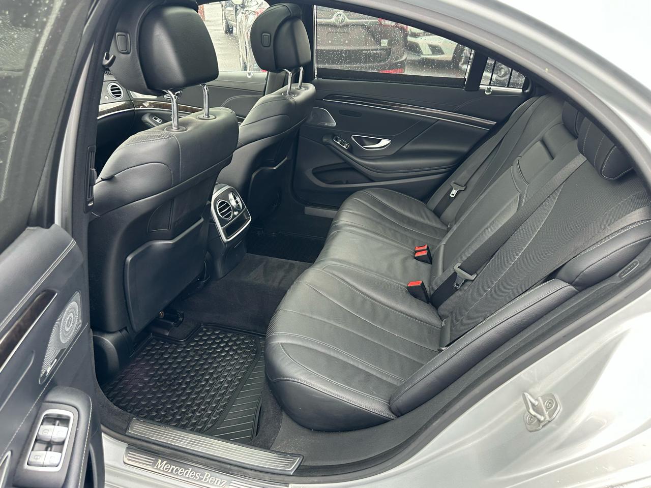 Mercedes-Benz S-Class 4dr Sdn S 550 4MATIC 2015