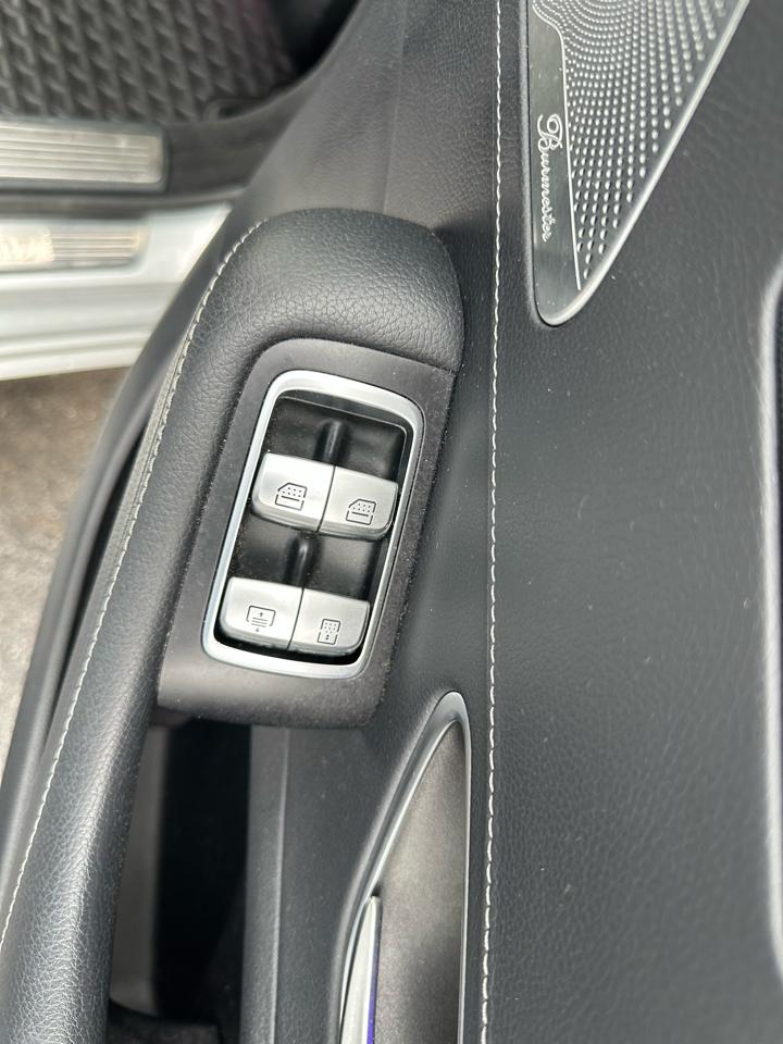 Mercedes-Benz S-Class 4dr Sdn S 550 4MATIC 2015