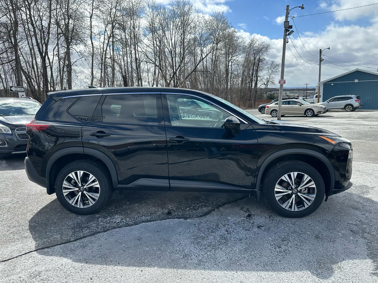 Nissan Rogue AWD SV 2021