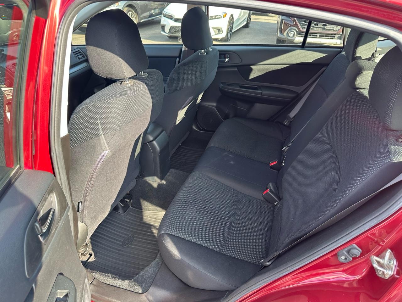 Subaru Impreza Wagon 5dr Auto 2.0i Premium 2014