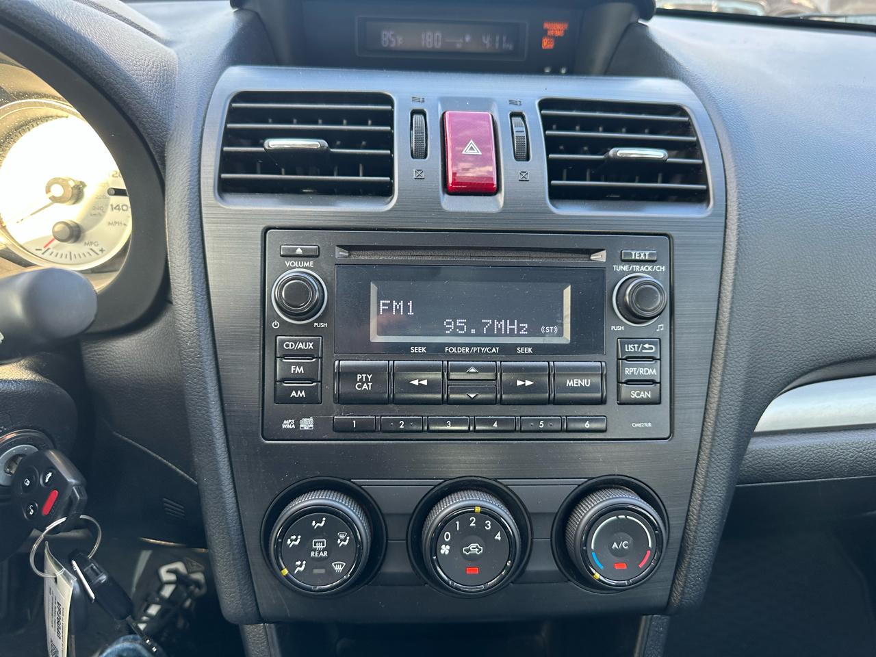 Subaru Impreza Wagon 5dr Auto 2.0i Premium 2014