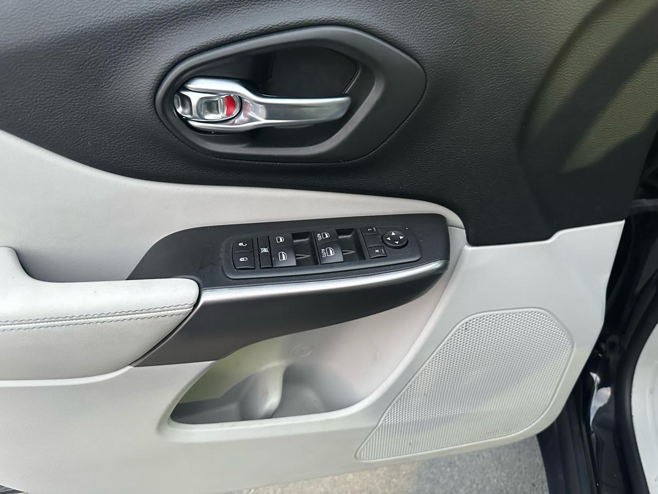 Jeep Cherokee Latitude Plus 4x4 2020