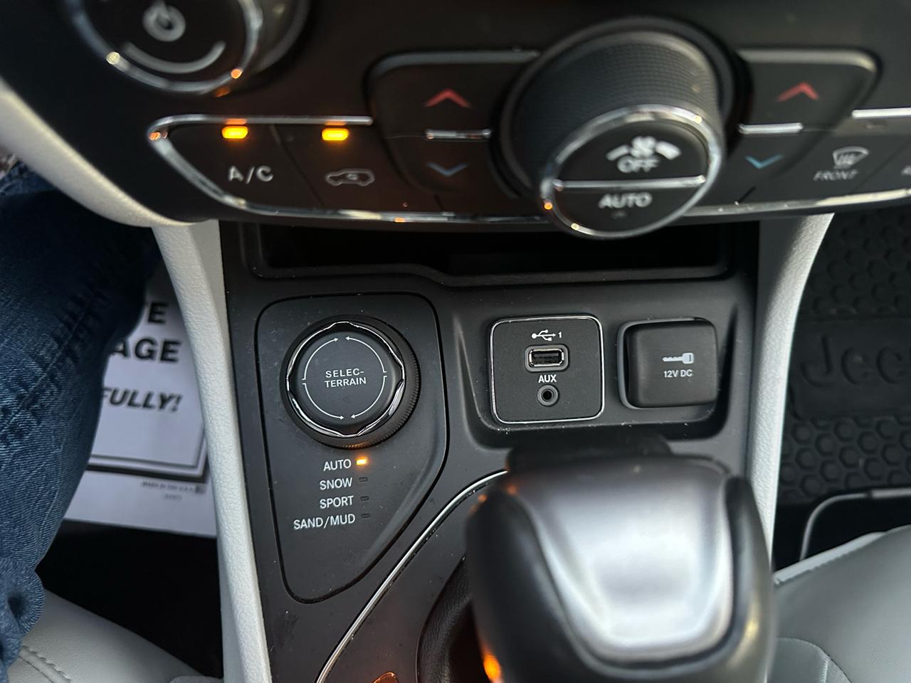 Jeep Cherokee Latitude Plus 4x4 2020