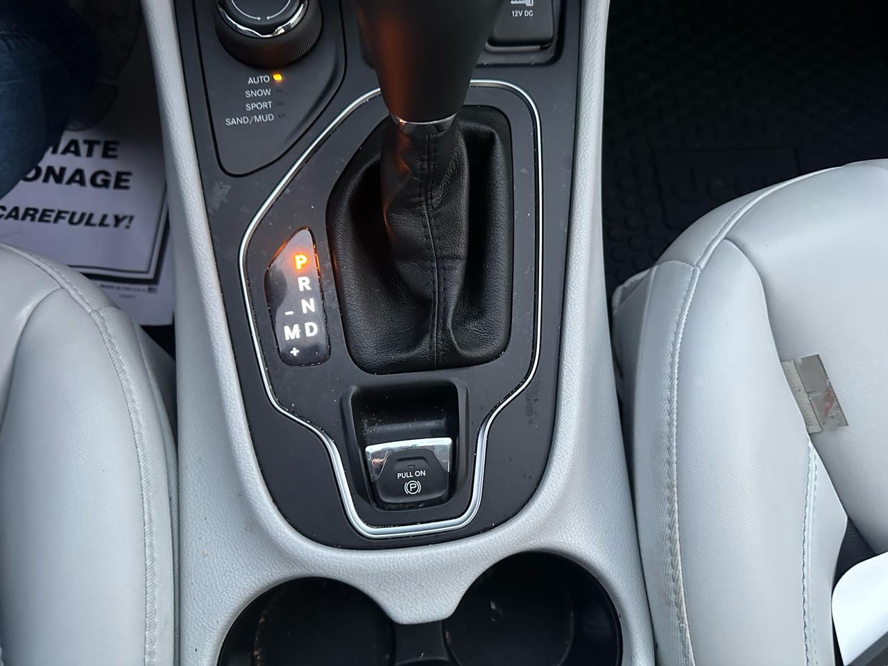 Jeep Cherokee Latitude Plus 4x4 2020