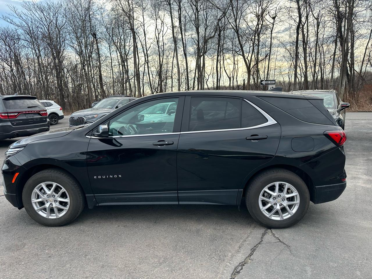 Chevrolet Equinox AWD 4dr LT w/1LT 2023
