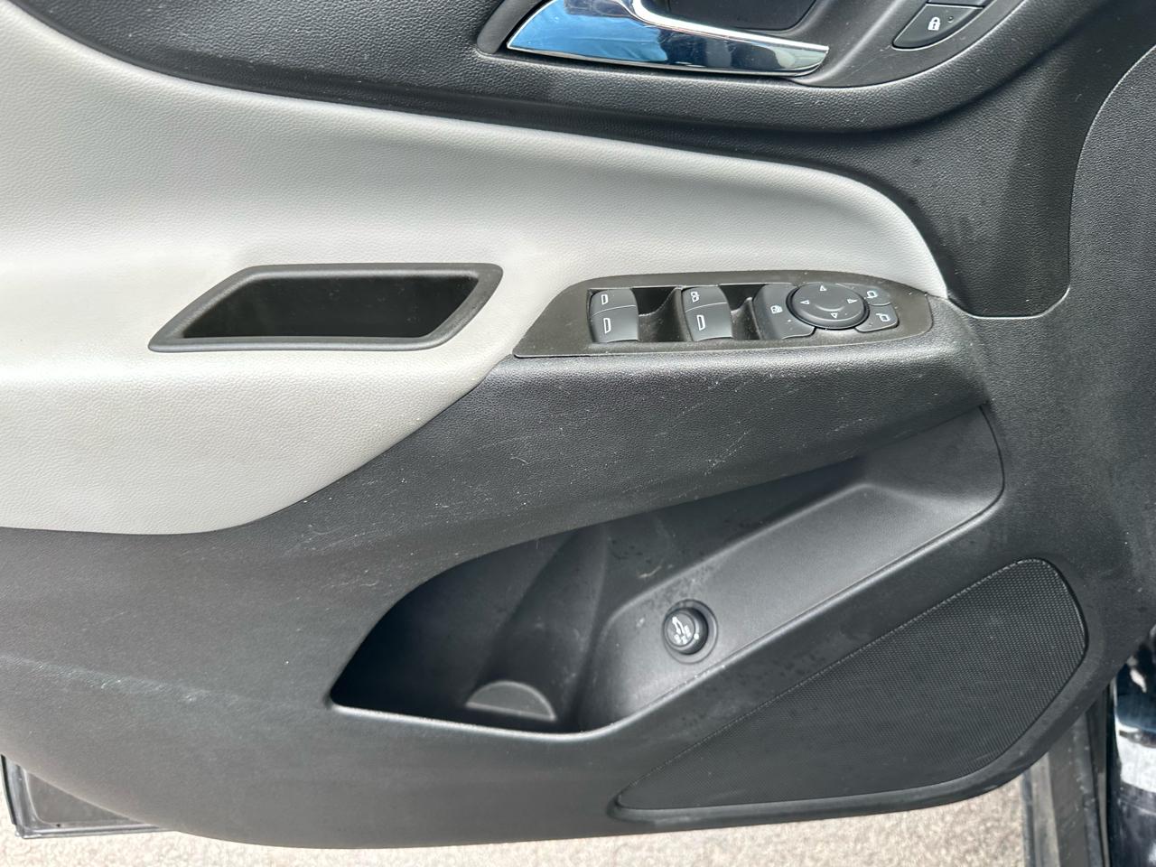 Chevrolet Equinox AWD 4dr LT w/1LT 2023