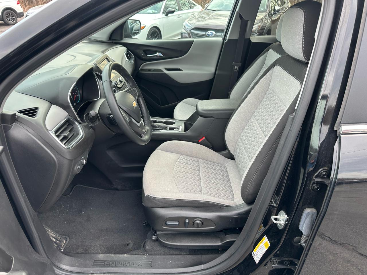 Chevrolet Equinox AWD 4dr LT w/1LT 2023