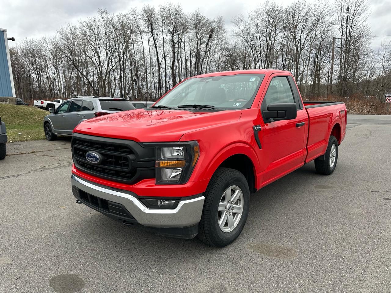 2023 Ford F-150 4WD Reg Cab 145" XL w/HD Payload Pkg