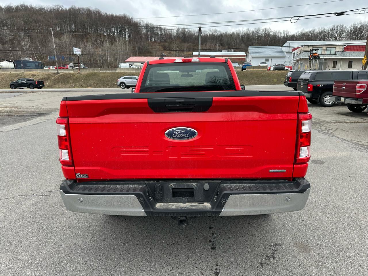 Ford F-150 4WD Reg Cab 145" XL w/HD Payload Pkg 2023