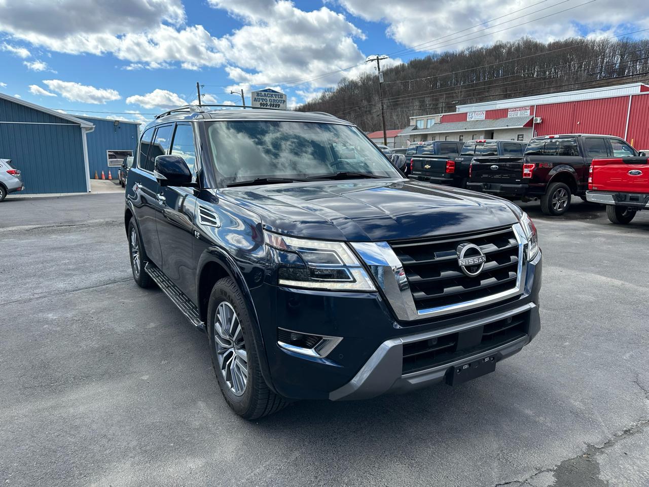 Nissan Armada 4x4 SL 2022