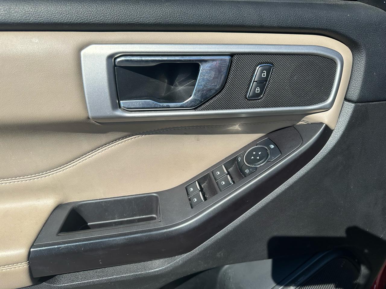 Ford Explorer 4WD 4dr XLT 2020