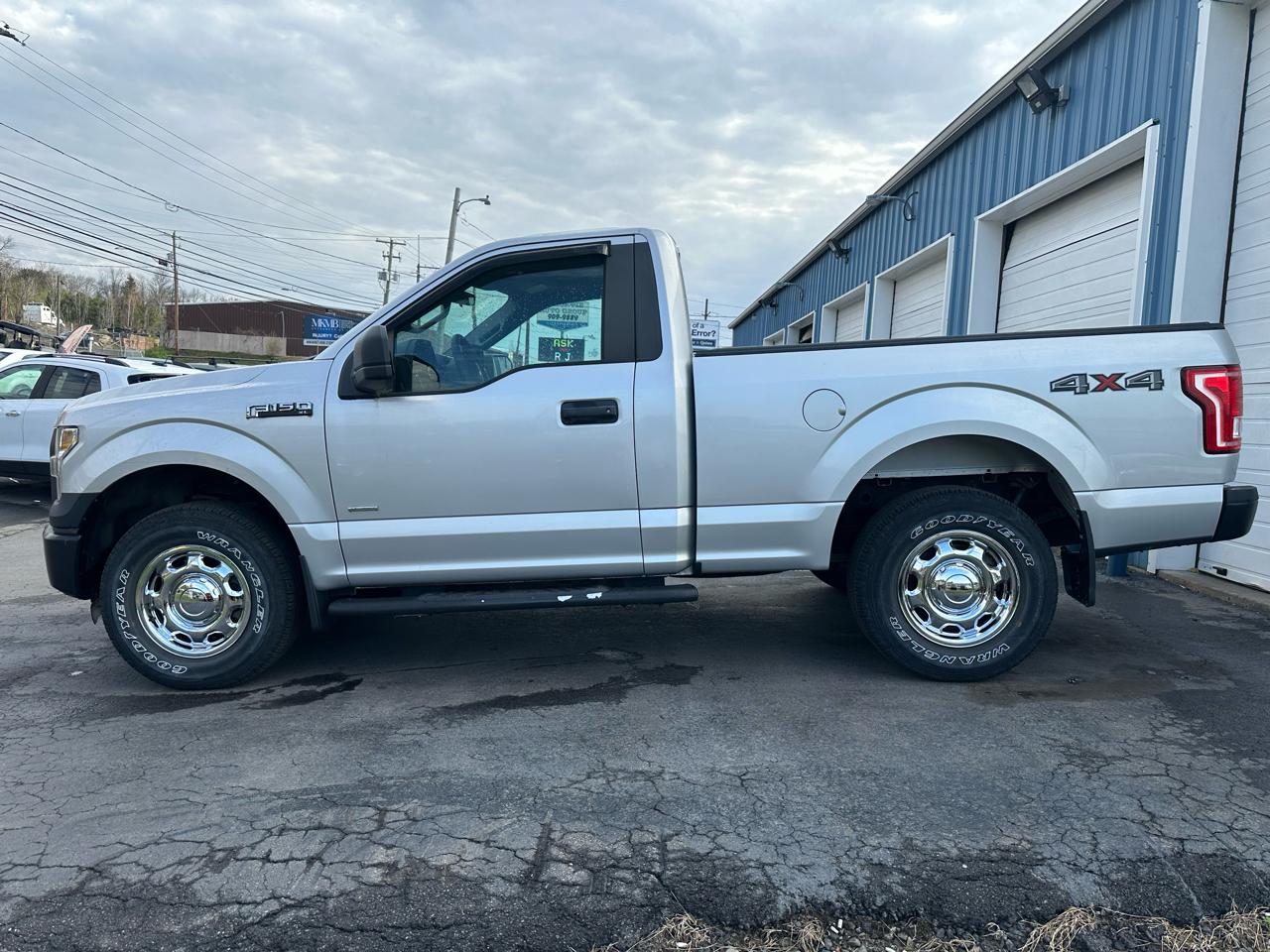 Ford F-150 4WD Reg Cab 141" XL 2016