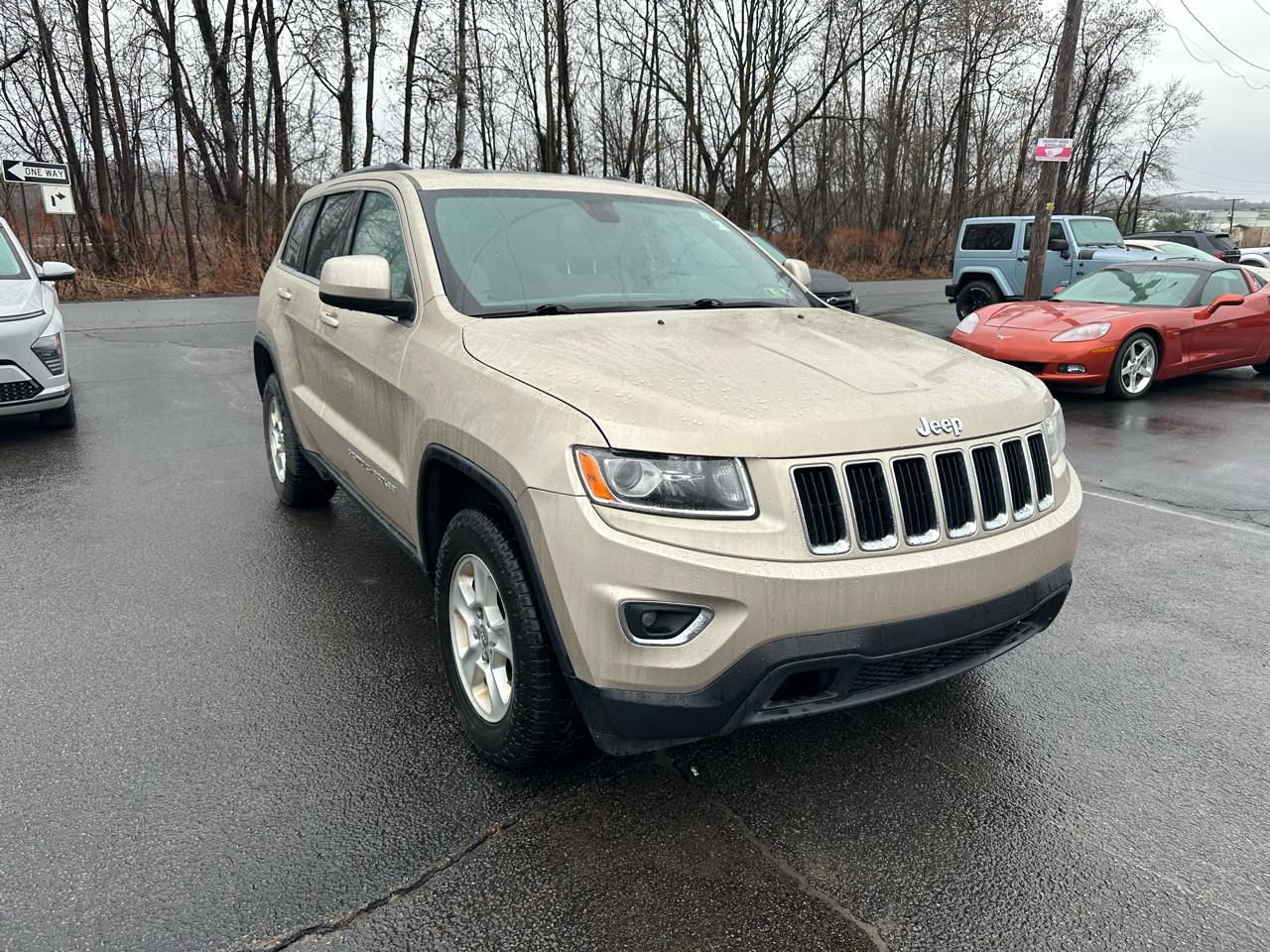 Jeep Grand Cherokee 4WD 4dr Laredo 2015