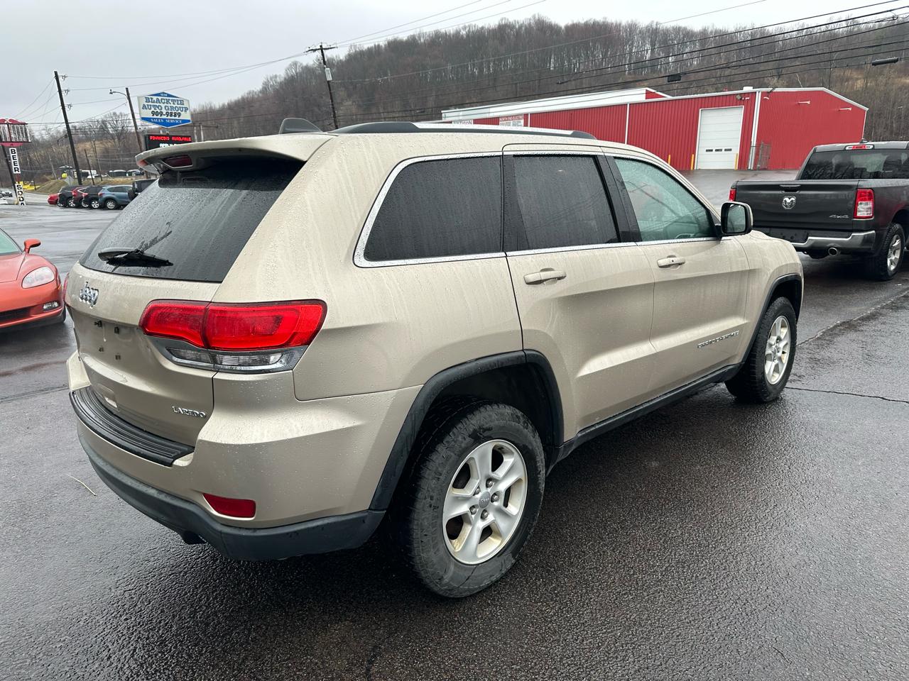 Jeep Grand Cherokee 4WD 4dr Laredo 2015