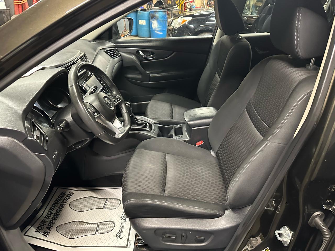 Nissan Rogue AWD SV 2017