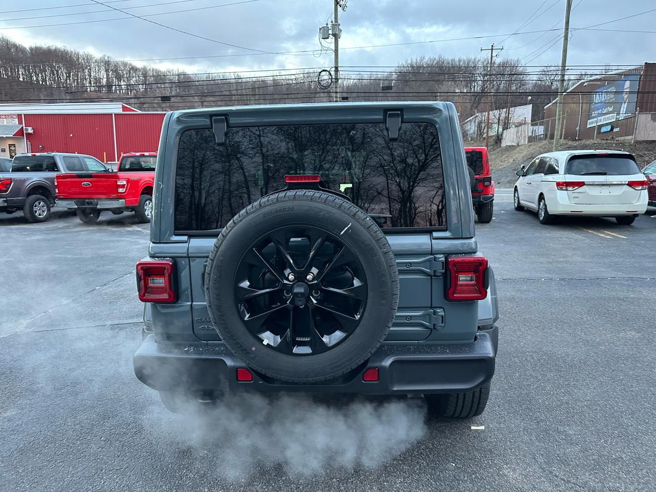 Jeep Wrangler 4xe Sahara 4x4 2025