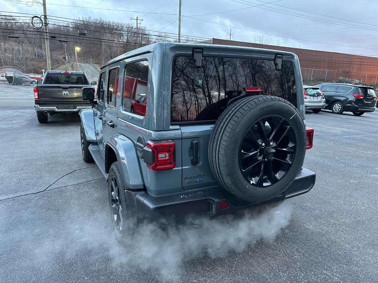 Jeep Wrangler 4xe Sahara 4x4 2025