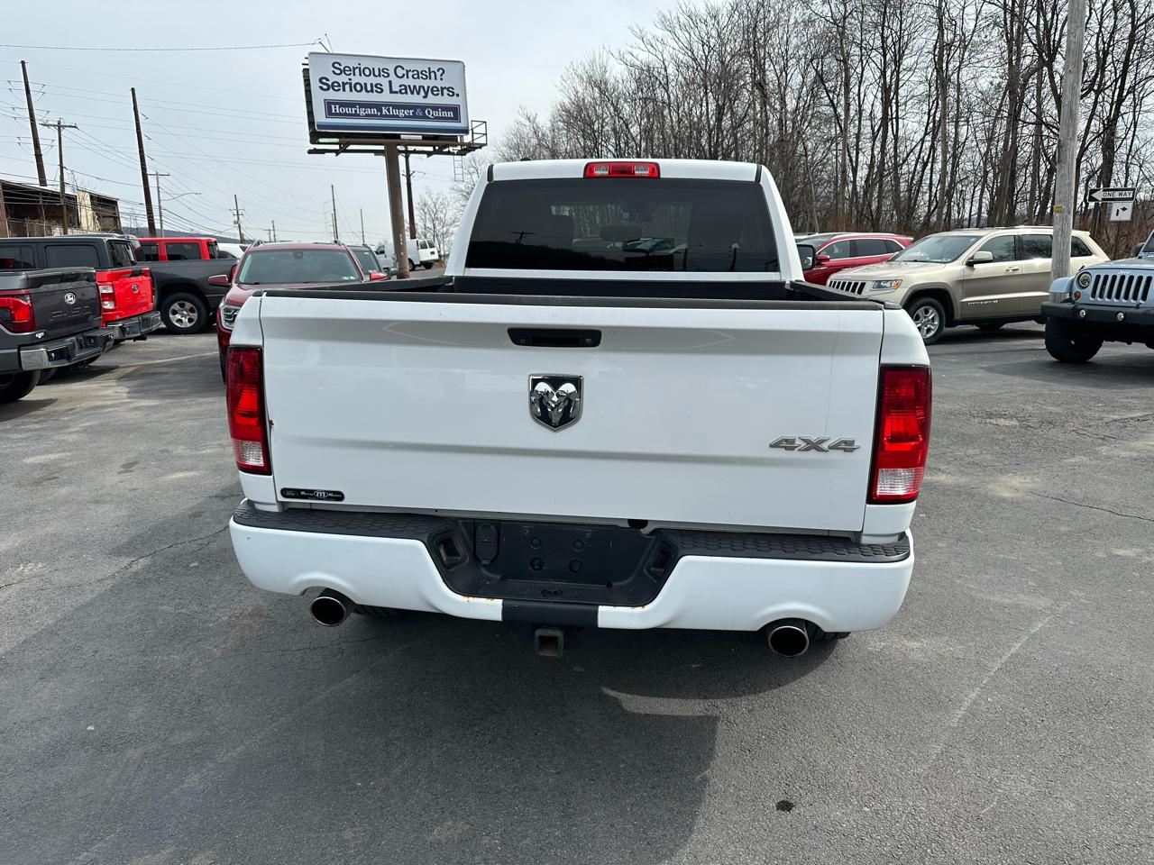 RAM 1500 Express 4x4 Quad Cab 6'4" Box 2018