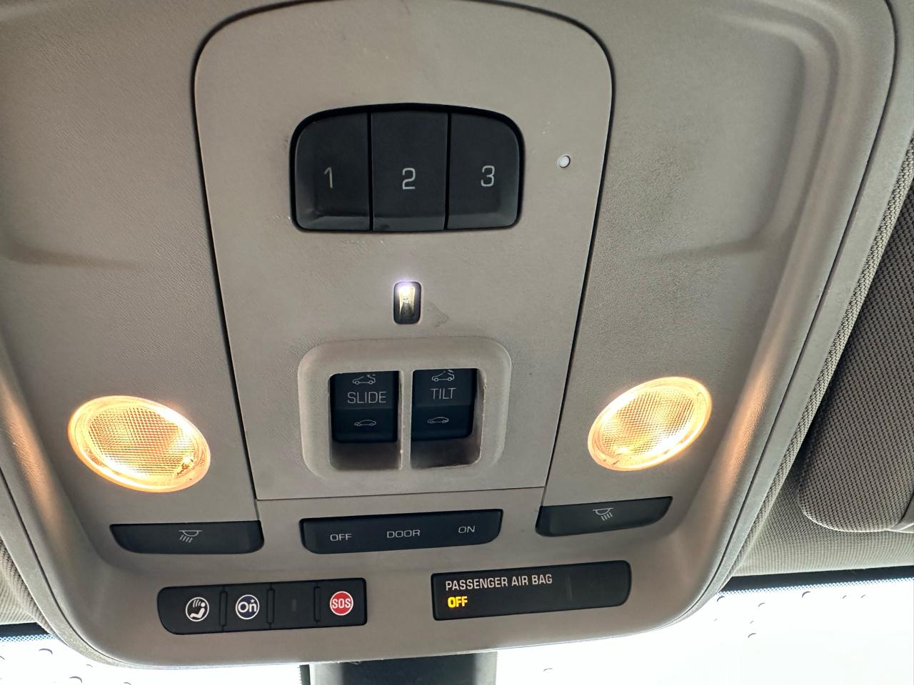 Cadillac ATS 4dr Sdn 2.0L Luxury AWD 2014