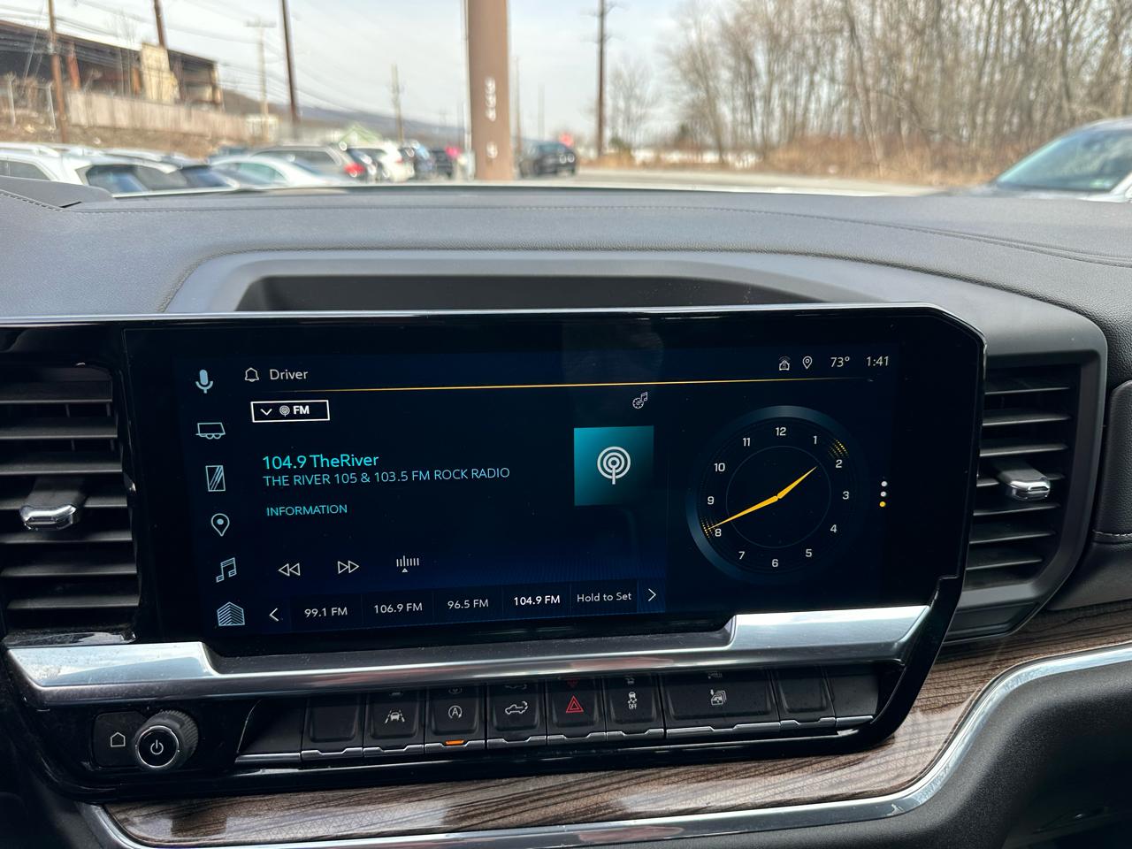 Chevrolet Silverado 1500 4WD Crew Cab 147" LT w/1LT 2024