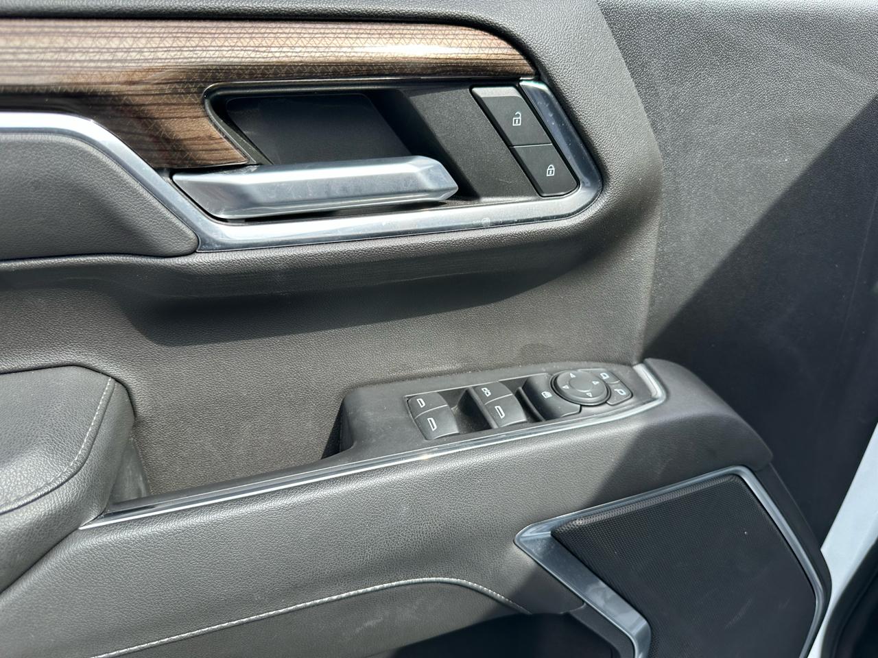 Chevrolet Silverado 1500 4WD Crew Cab 147" LT w/1LT 2022