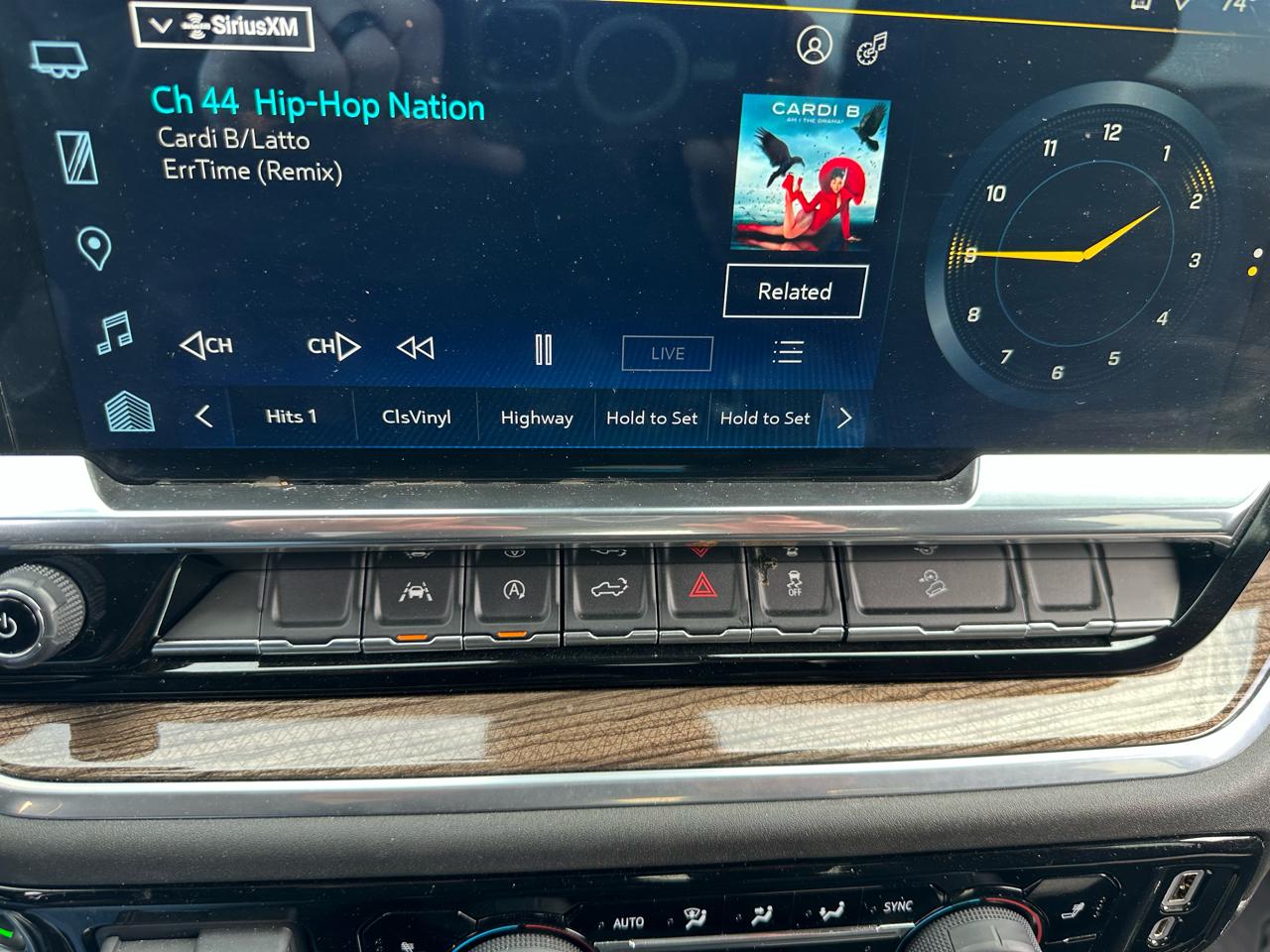 Chevrolet Silverado 1500 4WD Crew Cab 147" LT w/1LT 2022