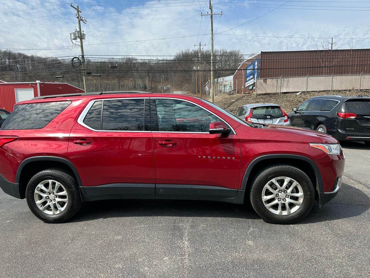 Chevrolet Traverse AWD 4dr LT Cloth w/1LT 2020