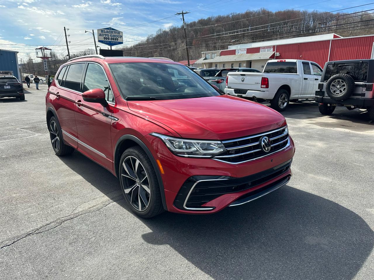 Volkswagen Tiguan 2.0T SEL R-Line 4MOTION 2024
