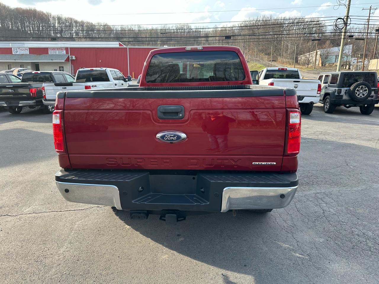 Ford Super Duty F-250 SRW 4WD SuperCab 142" XLT 2015