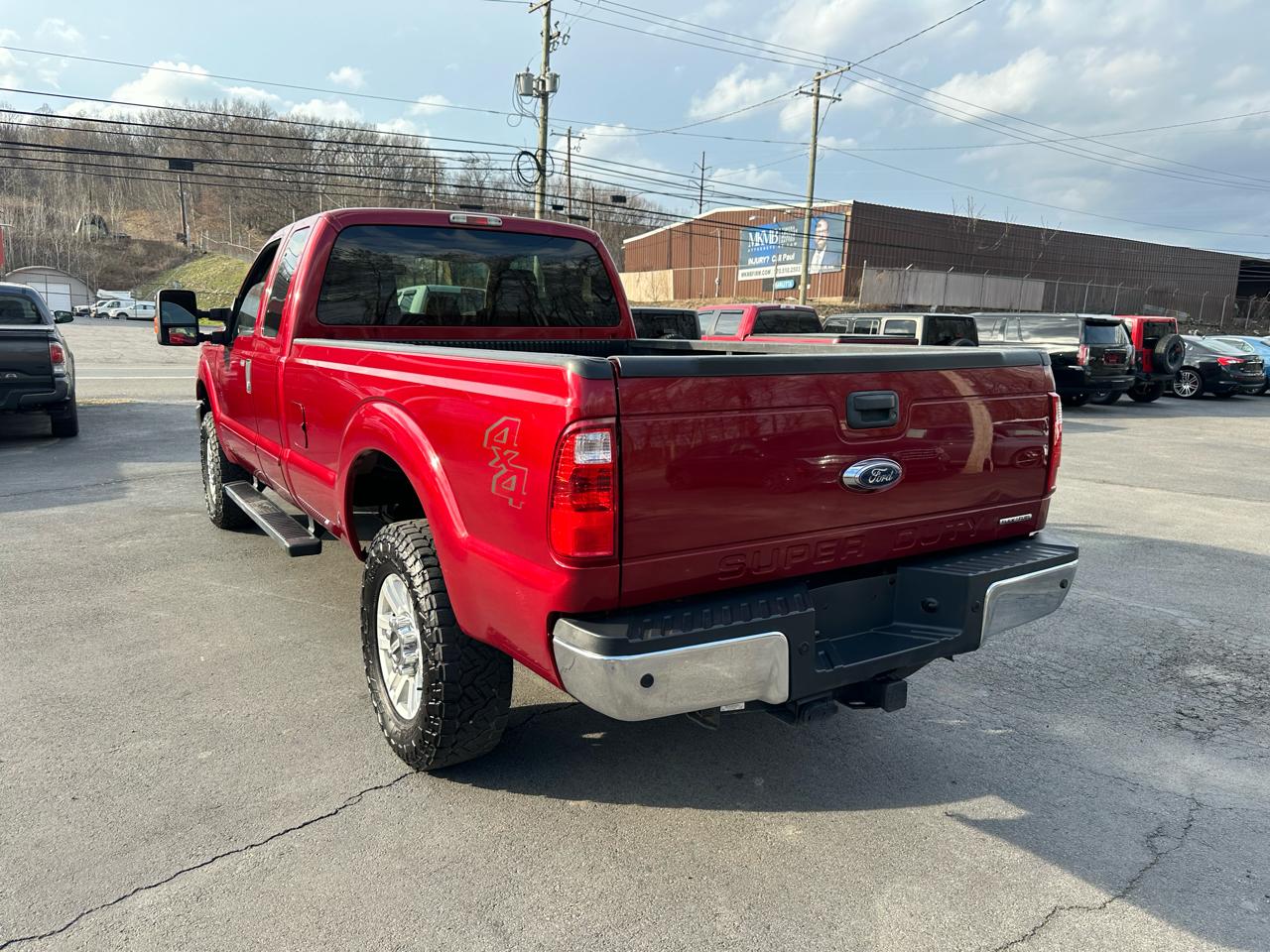 Ford Super Duty F-250 SRW 4WD SuperCab 142" XLT 2015