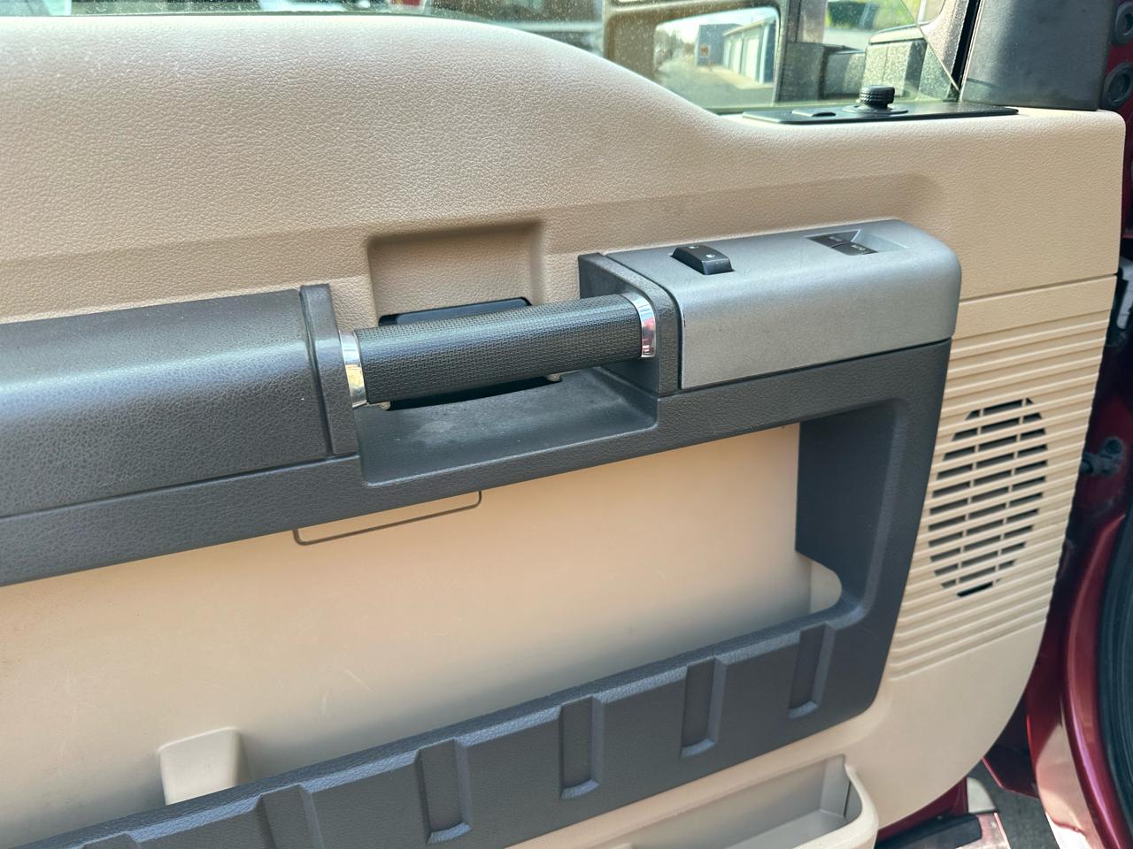 Ford Super Duty F-250 SRW 4WD SuperCab 142" XLT 2015