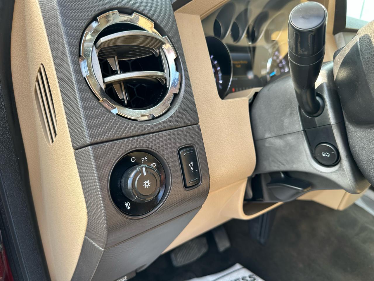 Ford Super Duty F-250 SRW 4WD SuperCab 142" XLT 2015