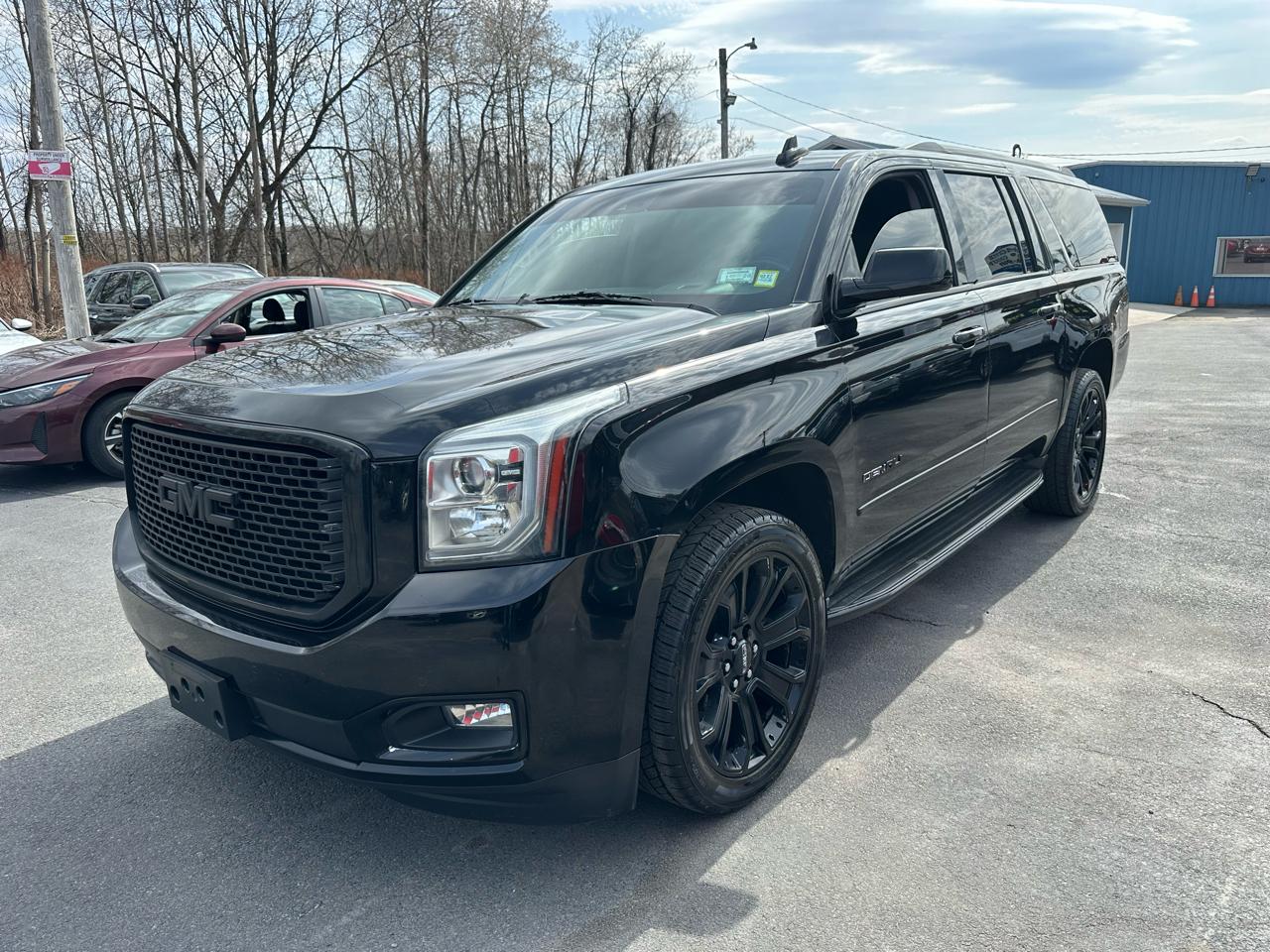 GMC Yukon XL 4WD 4dr Denali 2015
