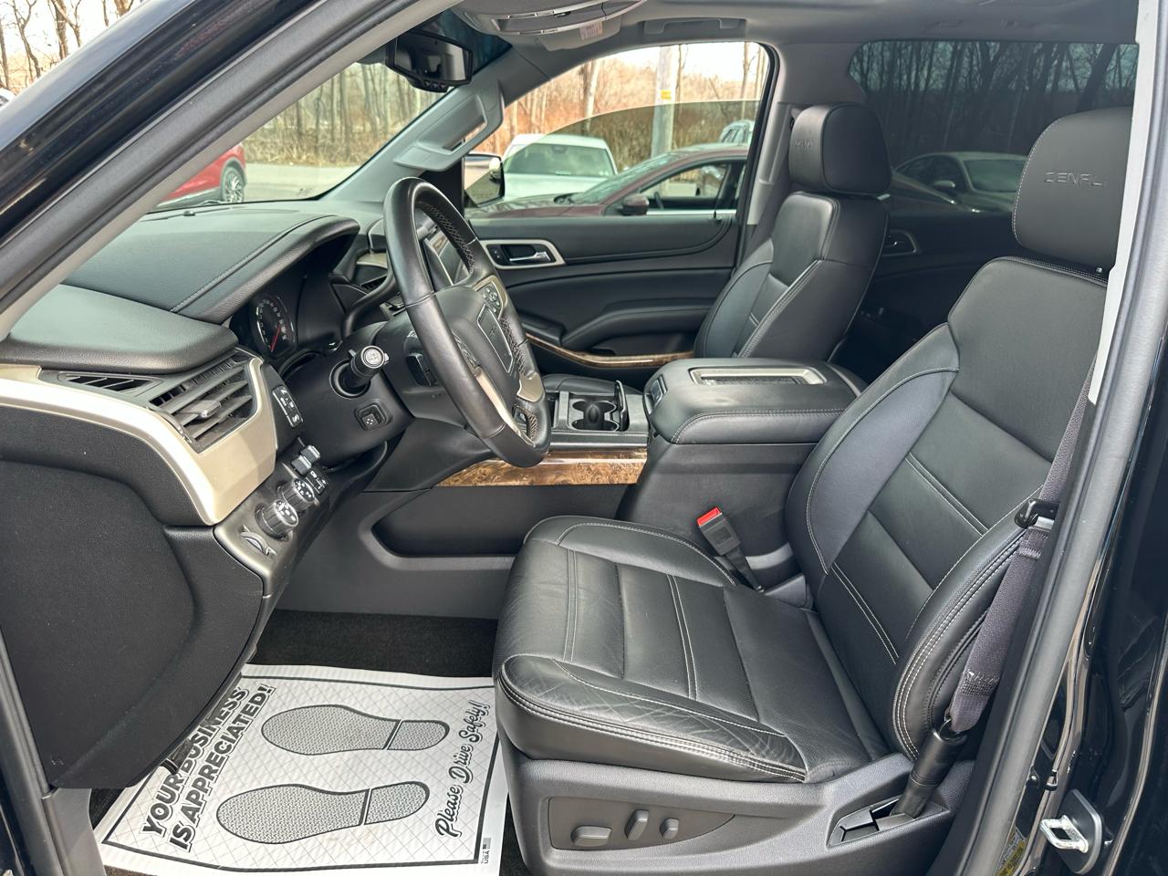 GMC Yukon XL 4WD 4dr Denali 2015