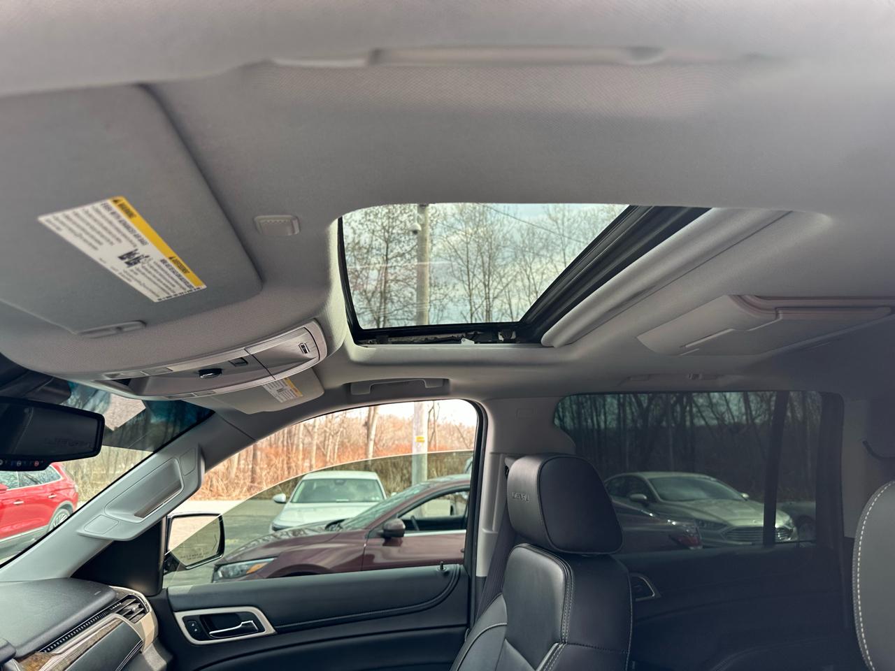 GMC Yukon XL 4WD 4dr Denali 2015