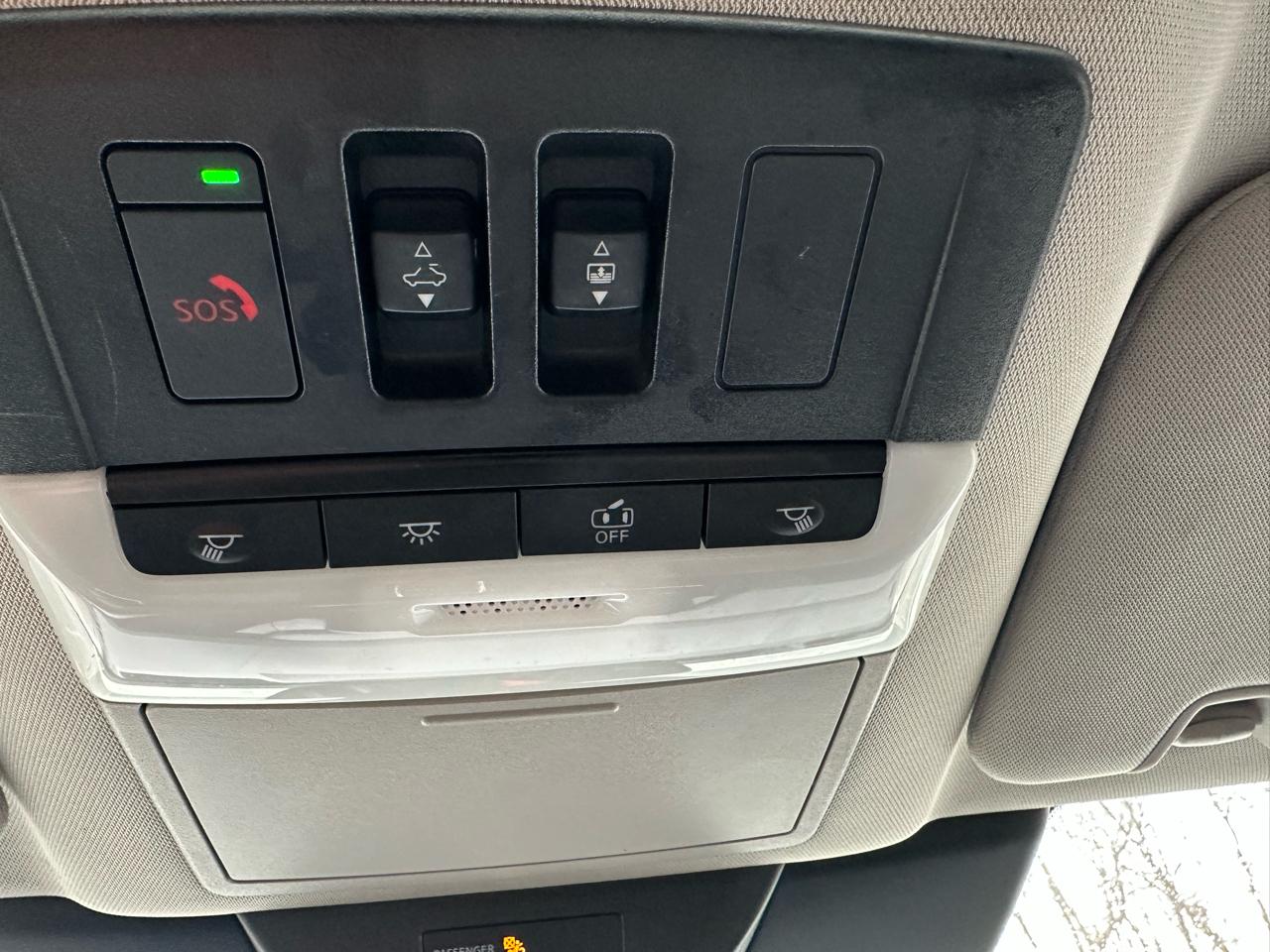 Nissan Pathfinder Platinum 4WD 2023