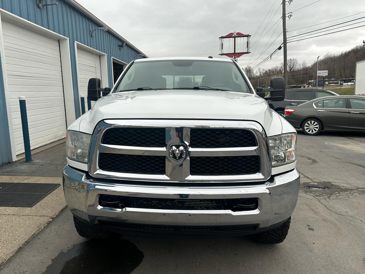 RAM 2500 4WD Crew Cab 149" SLT 2014