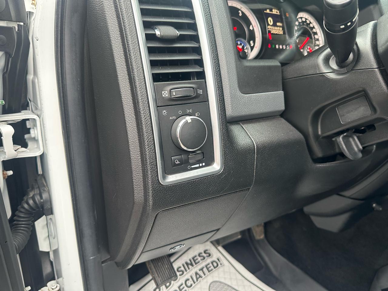 RAM 2500 4WD Crew Cab 149" SLT 2014