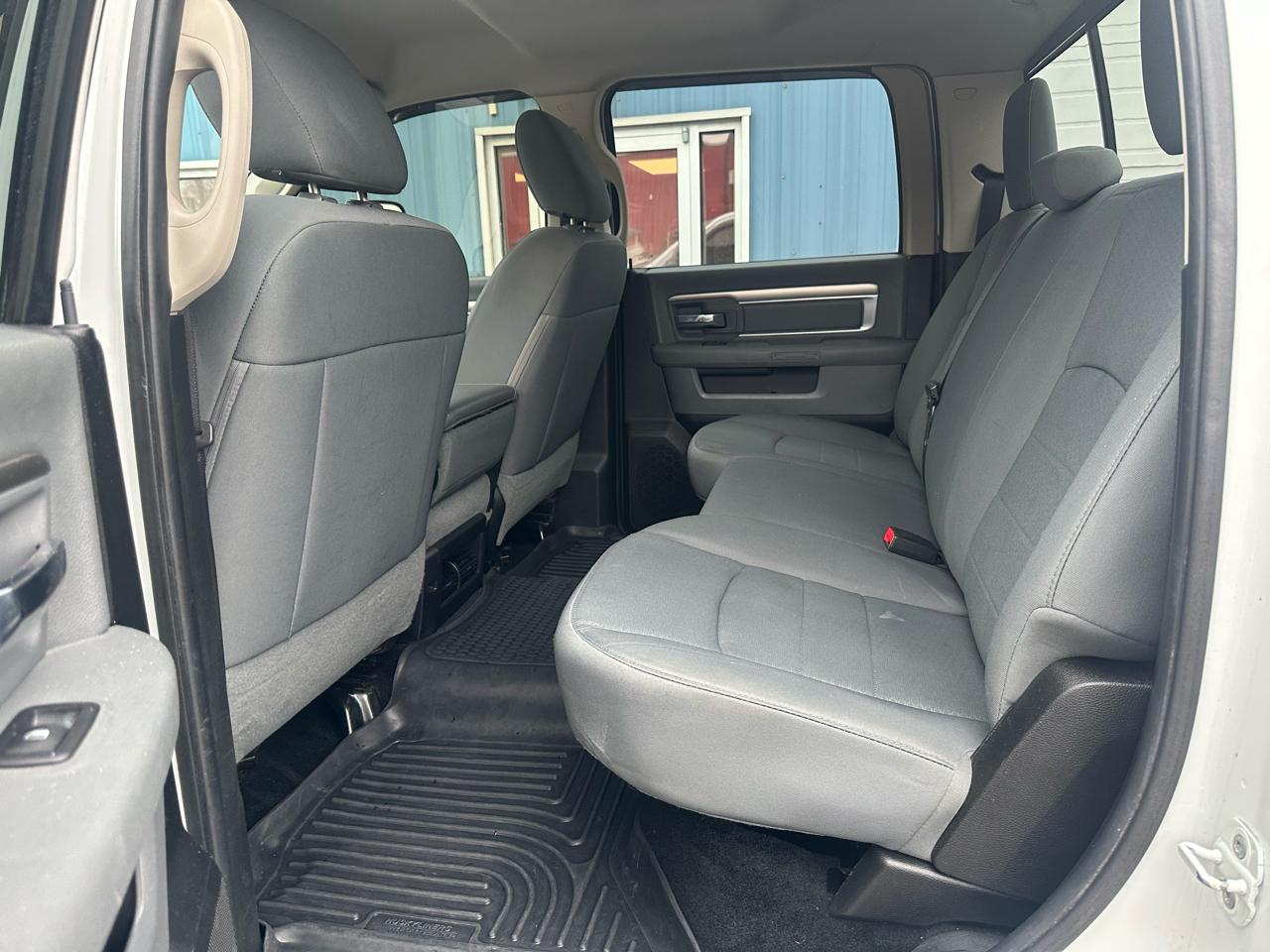 RAM 2500 4WD Crew Cab 149" SLT 2014