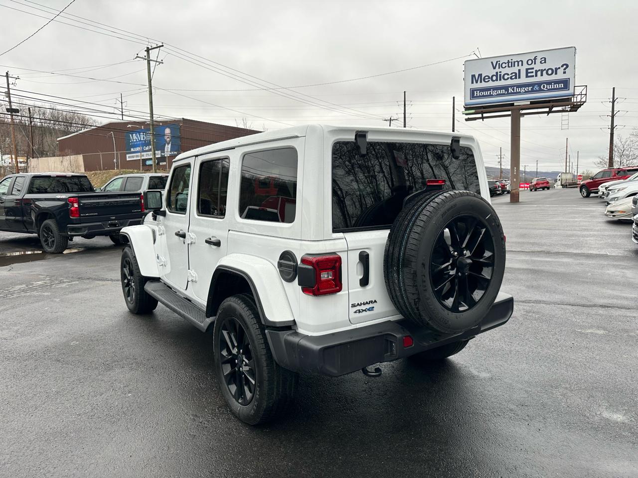 Jeep Wrangler 4xe Sahara 4x4 2025