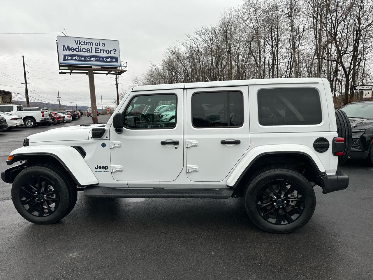 Jeep Wrangler 4xe Sahara 4x4 2025