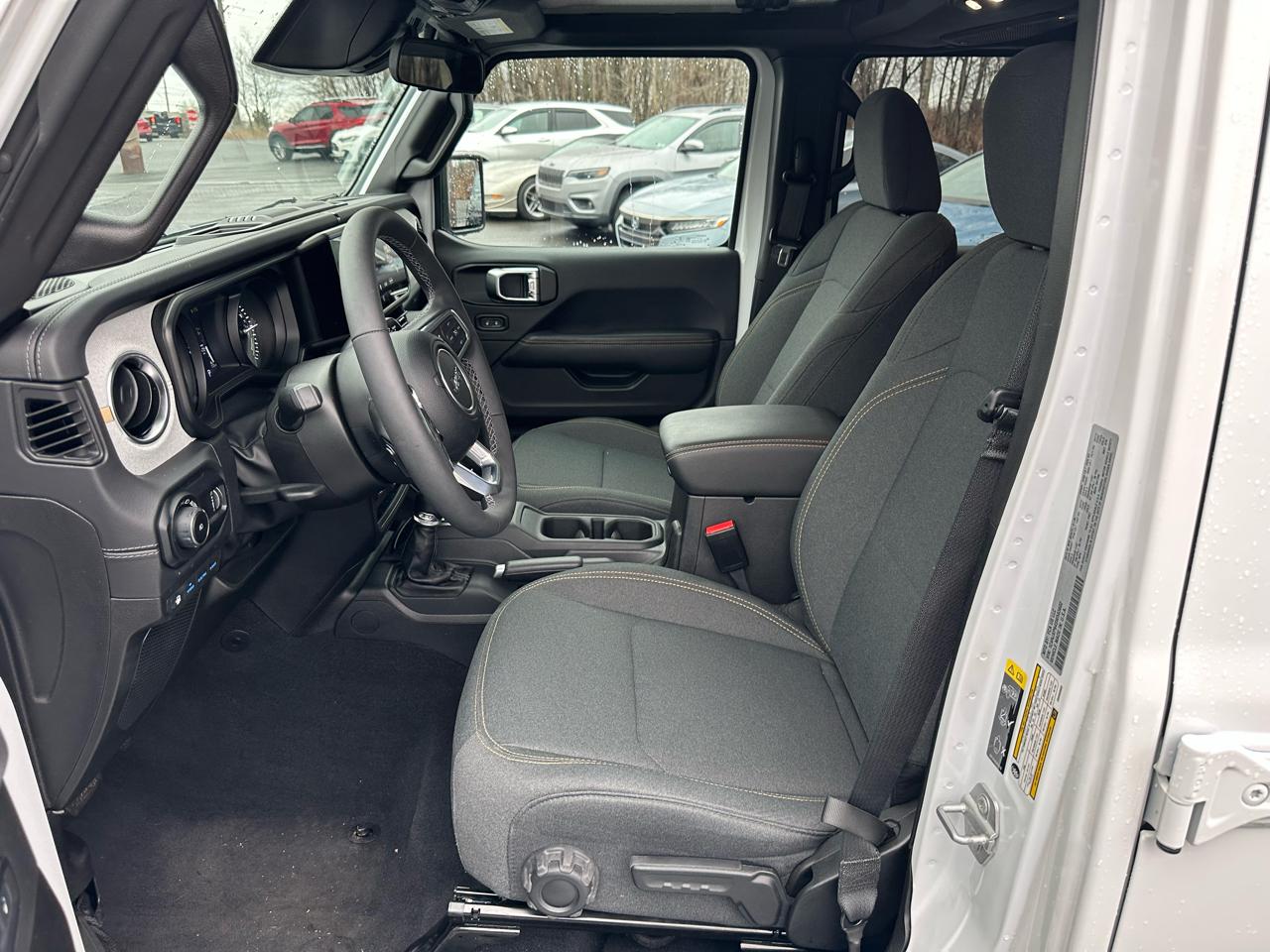 Jeep Wrangler 4xe Sahara 4x4 2025