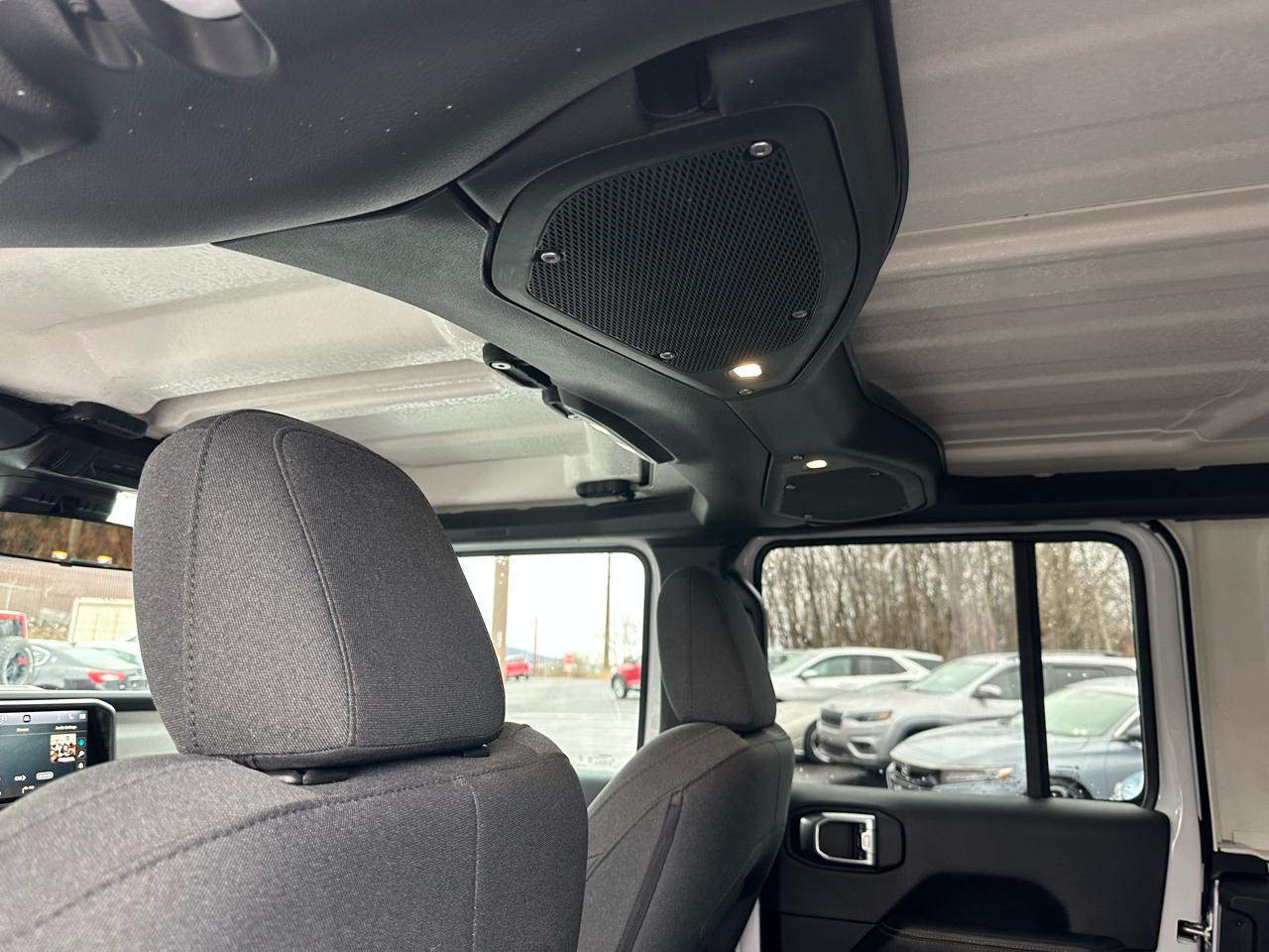 Jeep Wrangler 4xe Sahara 4x4 2025