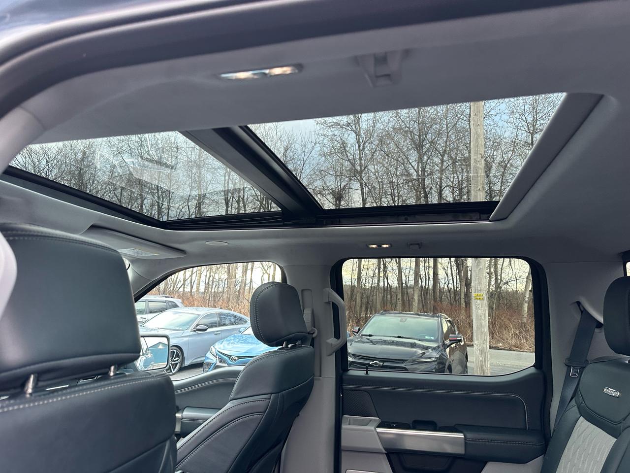 Ford F-150 Limited 4WD SuperCrew 5.5' Box 2023