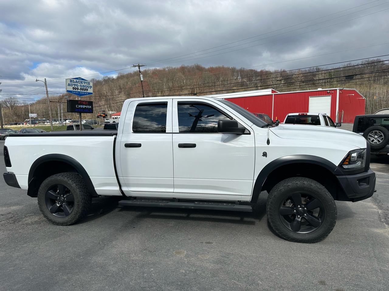 RAM 1500 Classic Warlock 4x4 Quad Cab 6'4" Box 2020